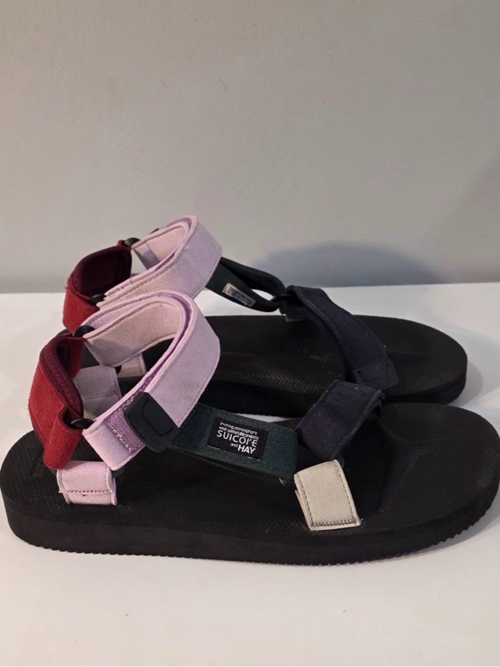 Suicoke X HAY DEPA 2.0 Sandals Size 8 Pink Red Blue Green Urban Sport Colour-Way - Picture 2 of 10
